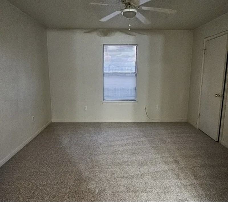 1009 Lansberry Court #B - Photo 3 of 11