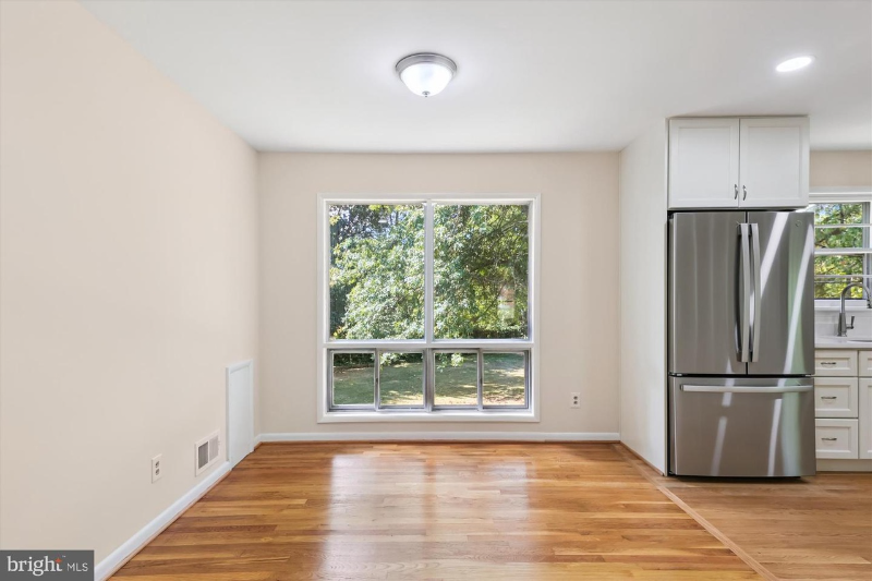 4705 Franconia Rd - Photo 3 of 20