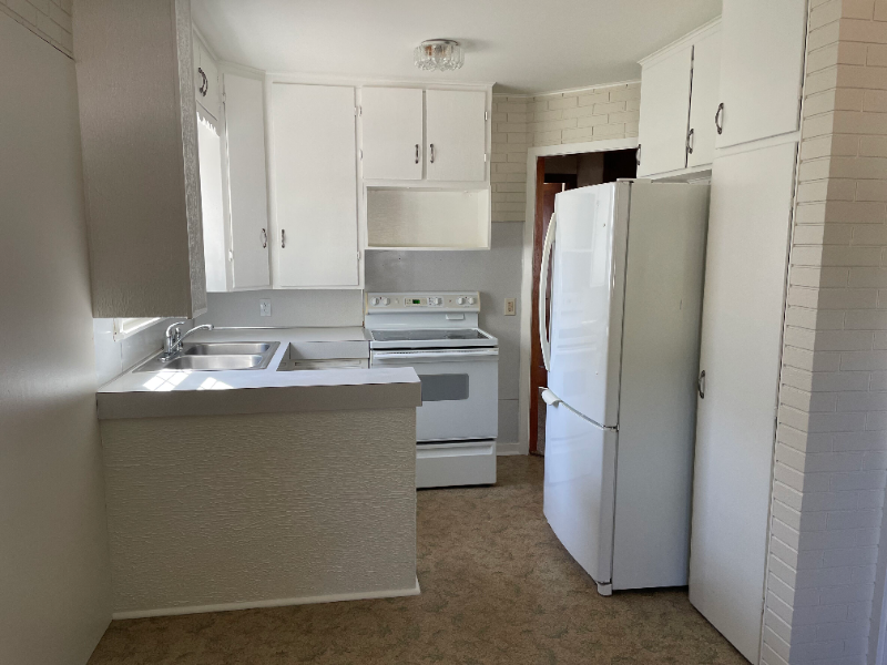 412 Skaro St - Photo 3 of 32