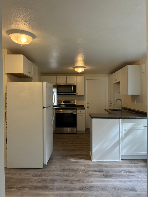 3212 N Cook St - Photo 4 of 14