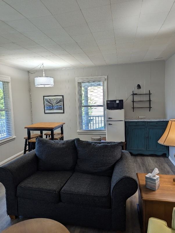 6 E Glade St - Photo 3 of 13