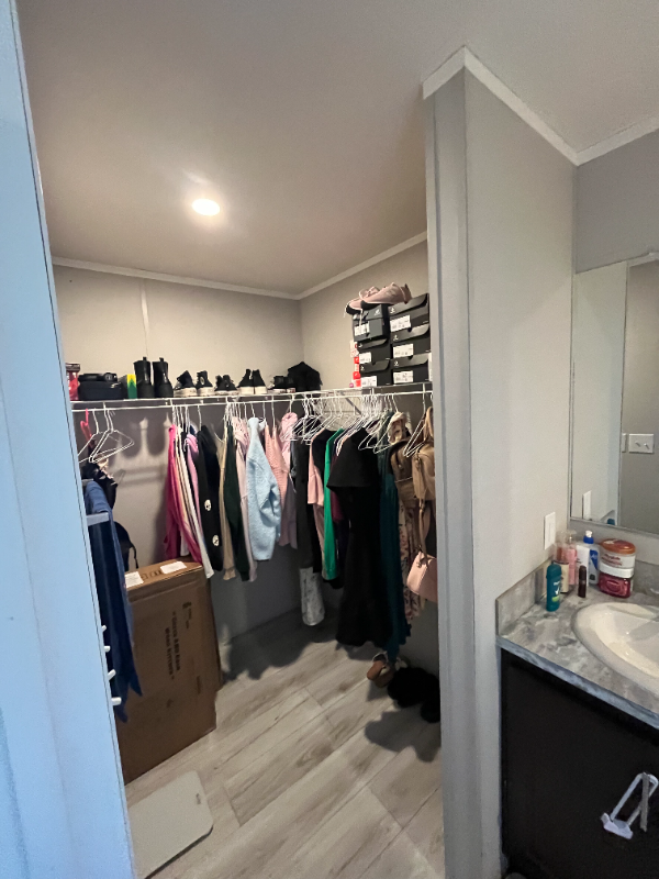 625 Beck Ave #8 - Photo 5 of 10