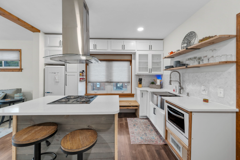 4149 Haven St - Photo 3 of 13