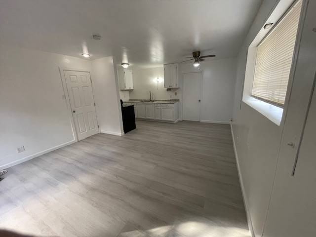 651 Loring Avenue - Photo 4 of 23