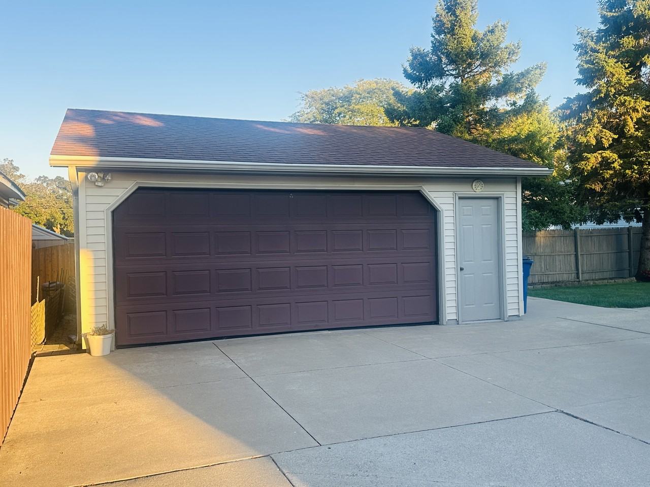 3349 Stratford Ave #NA - Photo 2 of 12