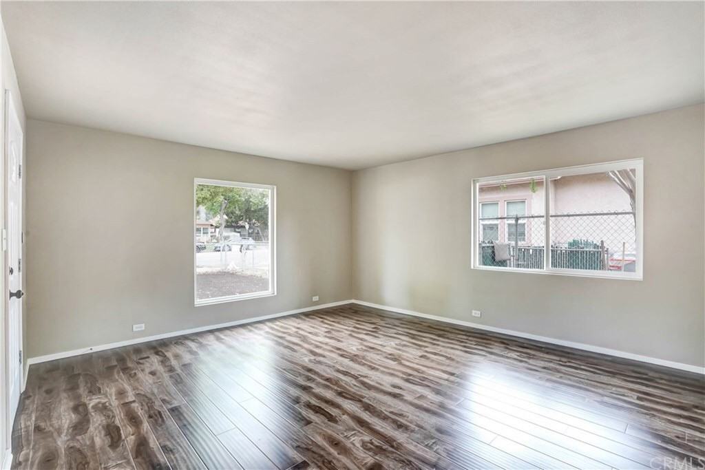 2127 N Mountain View Ave #NA - Photo 2 of 9