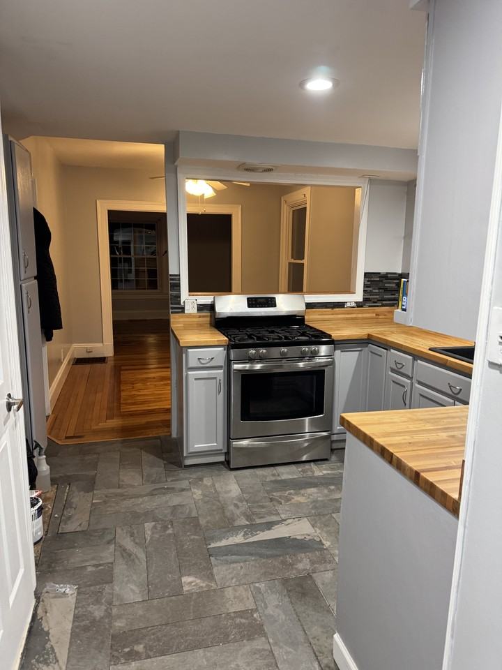 1122 Pawtucket Ave #1122 - Photo 3 of 22