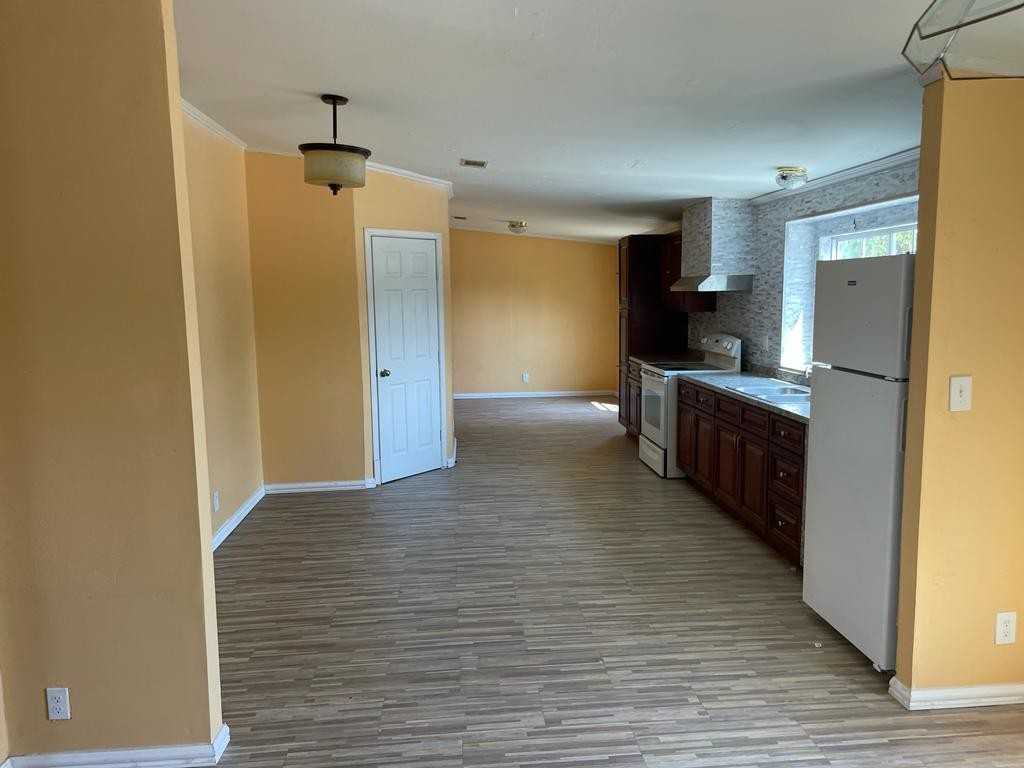 14095 Bradley Rd #1 - Photo 4 of 6