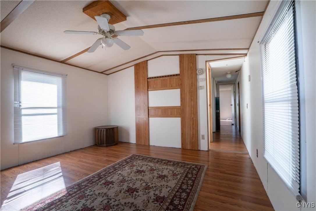 112 Mountainview Ln - Photo 7 of 21