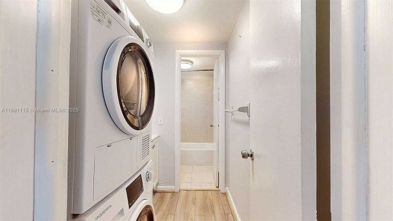 4850 Southwest 63rd Terrace #131 - Photo 3 of 31