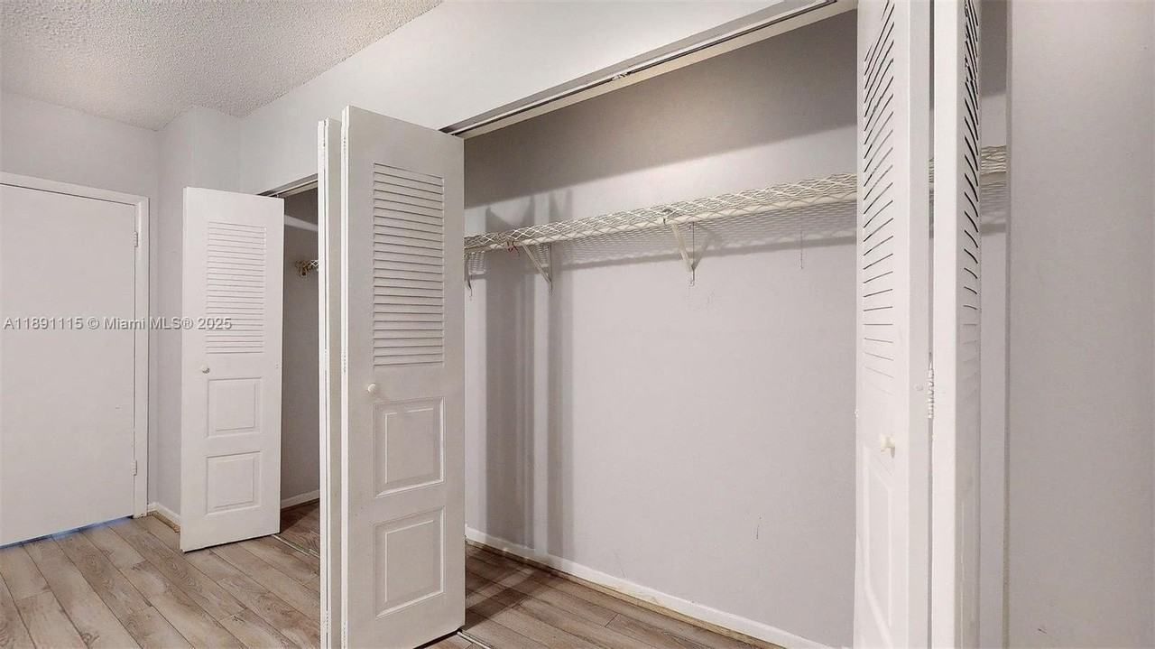 4850 Southwest 63rd Terrace #131 - Photo 7 of 31