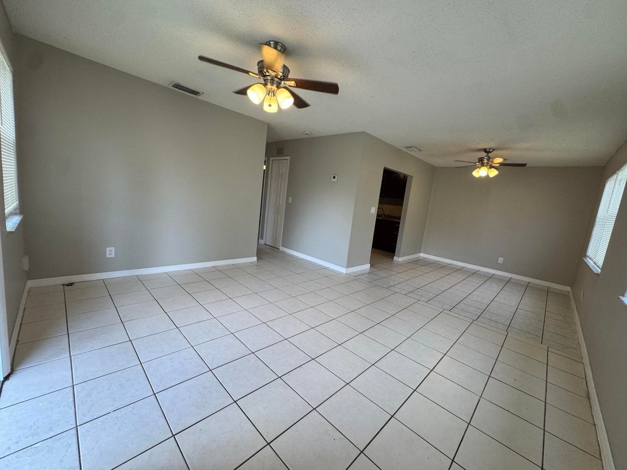 3594 Almar Rd #3 - Photo 2 of 8
