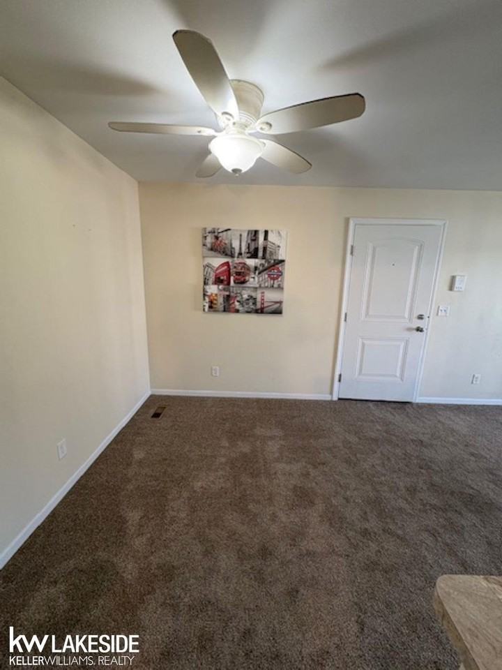 14231 Ivanhoe Dr - Photo 5 of 23