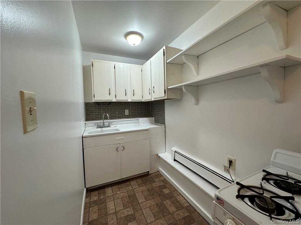 2 School St #1D - Photo 6 of 19