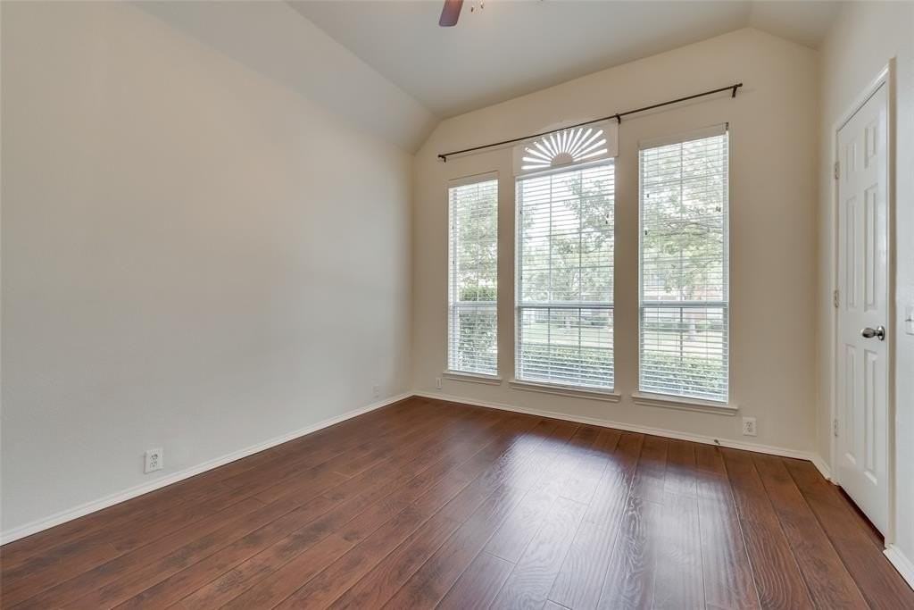 1287 Antioch Dr - Photo 6 of 27