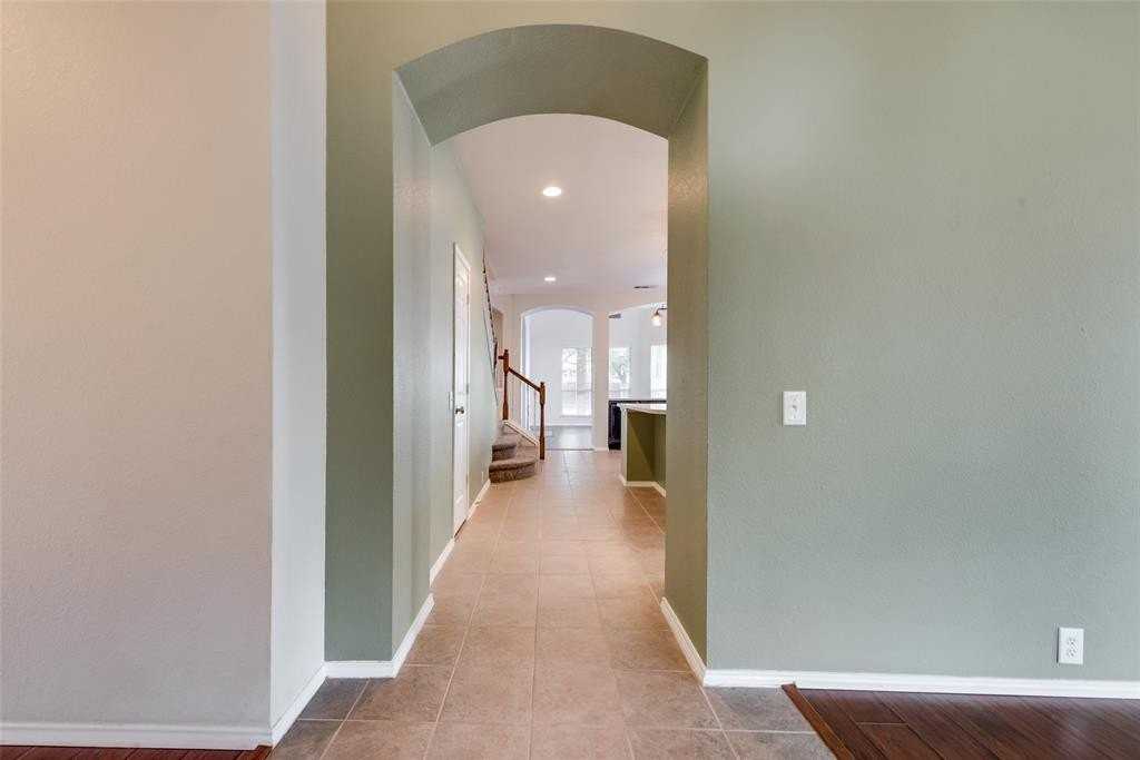 1287 Antioch Dr - Photo 7 of 27