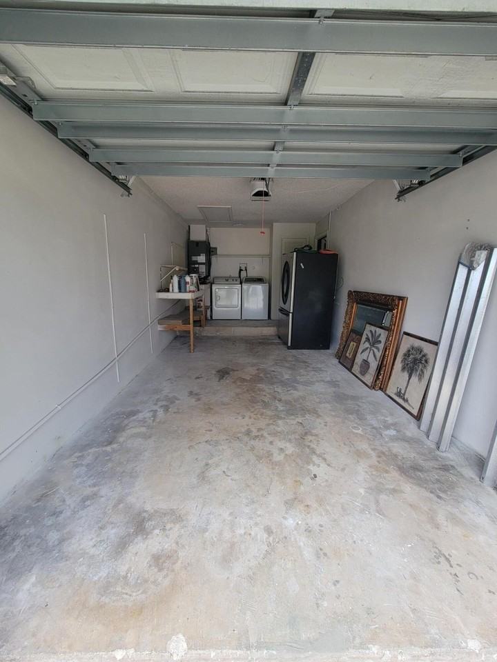 104 Arrowhead Cir - Photo 4 of 21