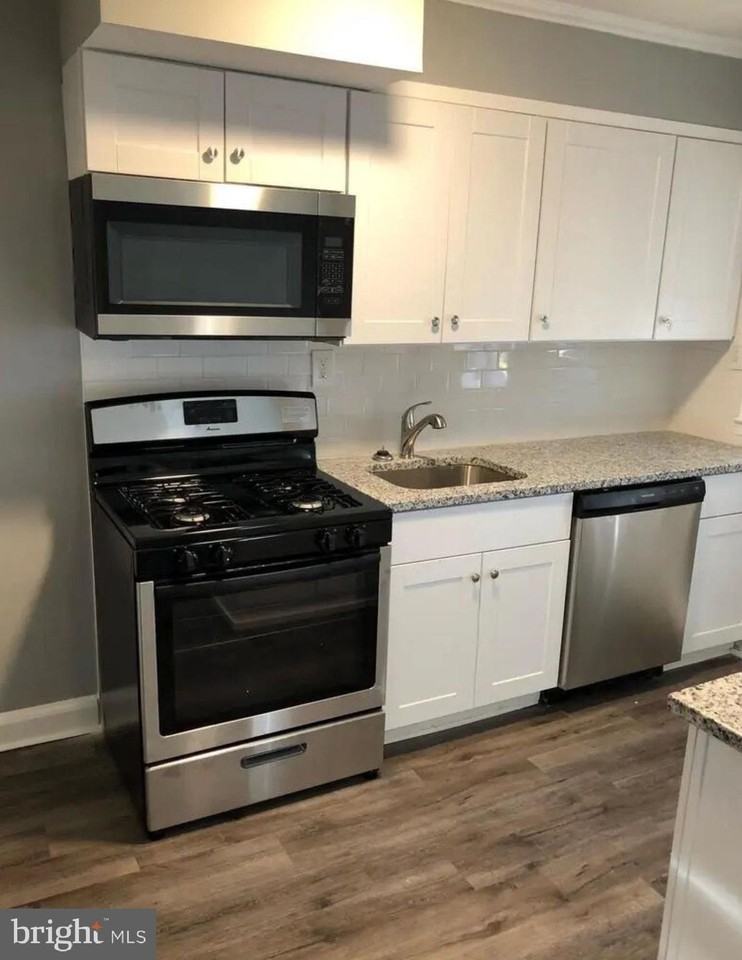 2162 Vailthorn Road - Photo 3 of 13