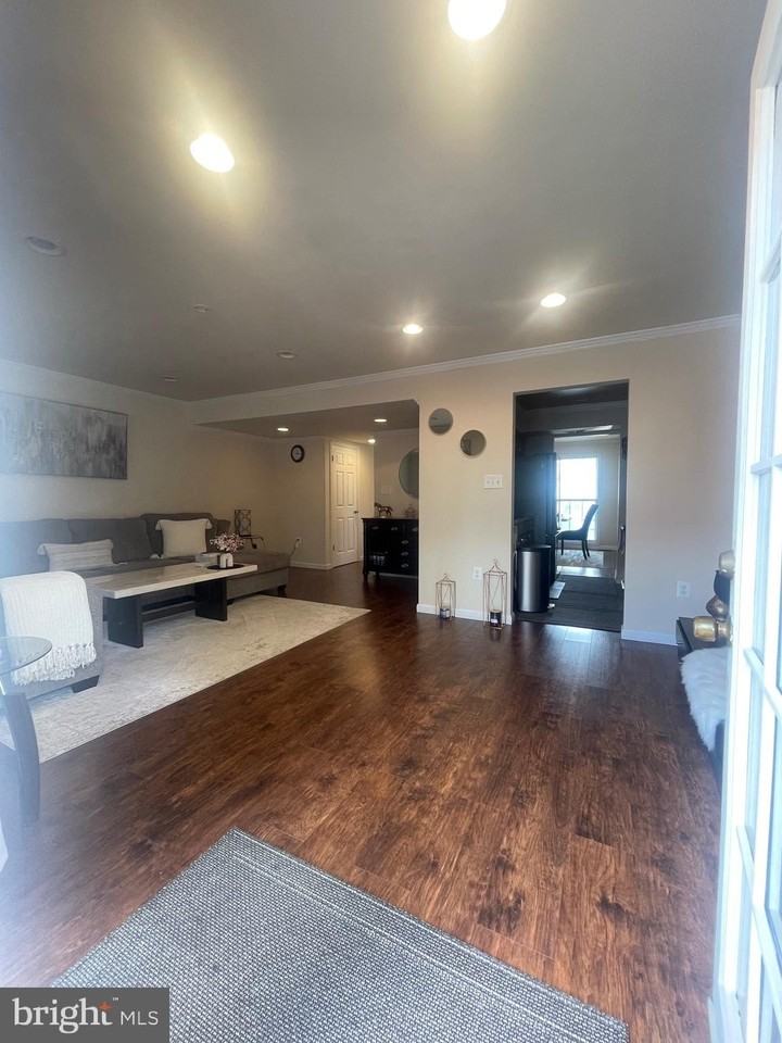 8950 Continental Place - Photo 2 of 30