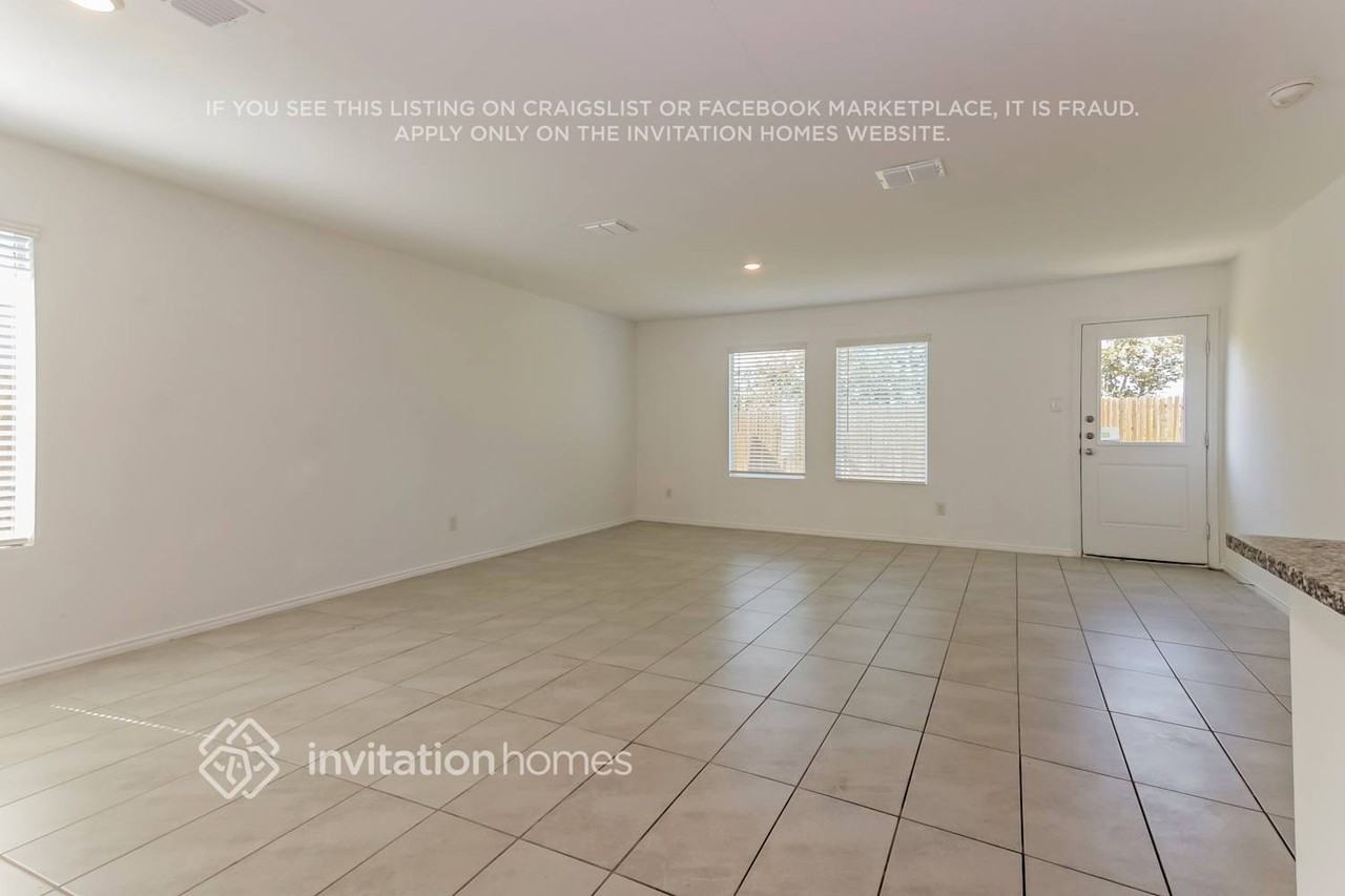 1418 Cherrybark Drive - Photo 4 of 17