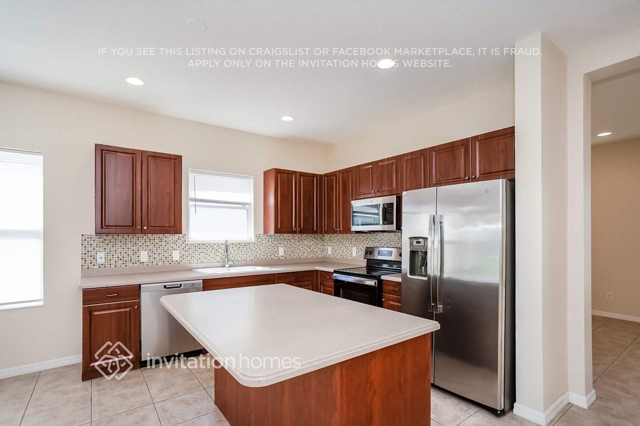 5006 Charles Partin Dr - Photo 5 of 17