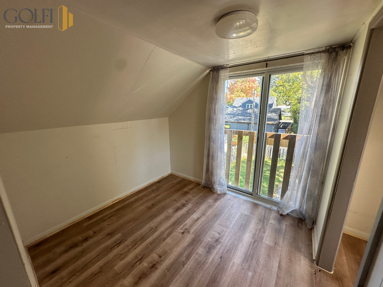 335 Norfolk St N #2 - Photo 3 of 10