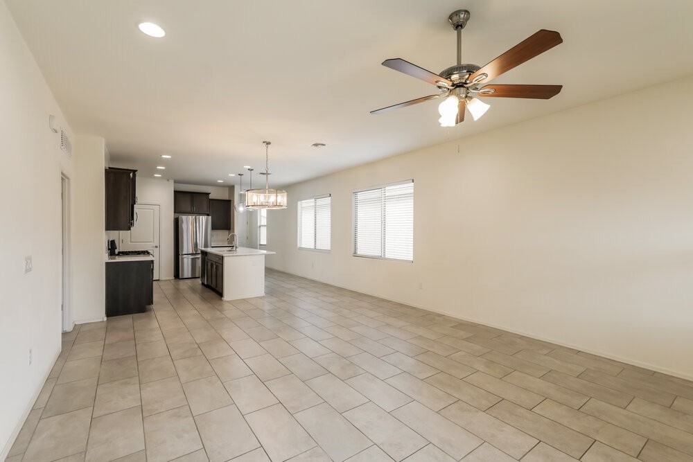 6989 W Hedge Rose Dr - Photo 4 of 16