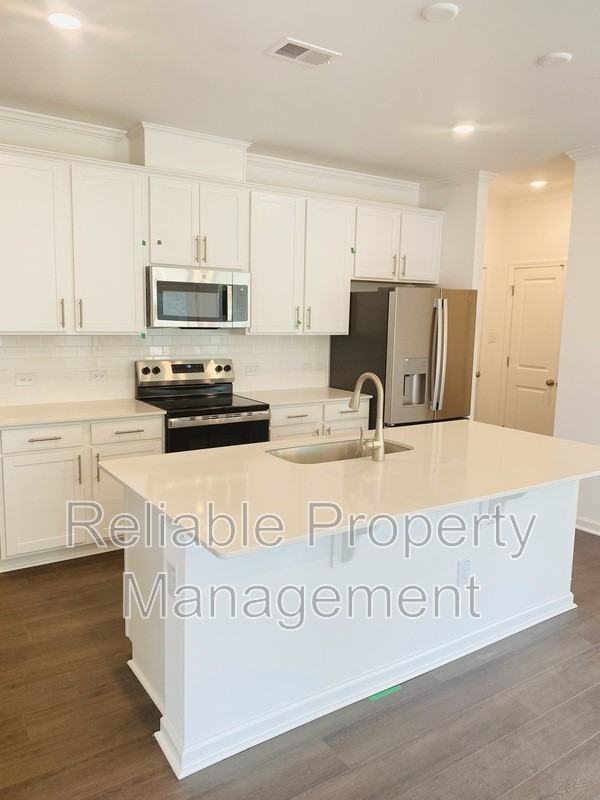 651 Roy Adams Rd - Photo 4 of 28