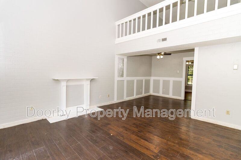 8800 Millard Lee Ln #8802 - Photo 2 of 16