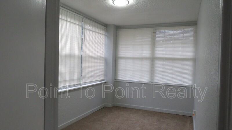 6590 Sunset Dr - Photo 4 of 21