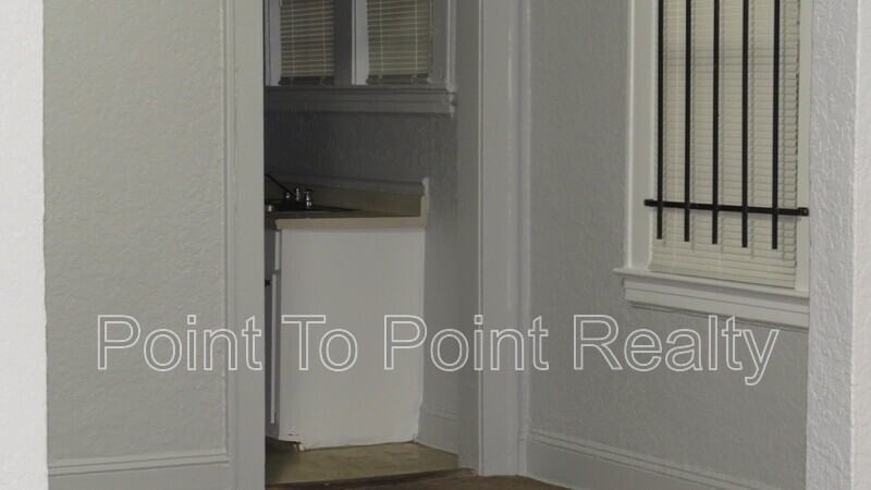 6590 Sunset Dr - Photo 6 of 21