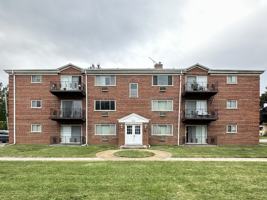 featured image of 1639 Oakwood Ave #203