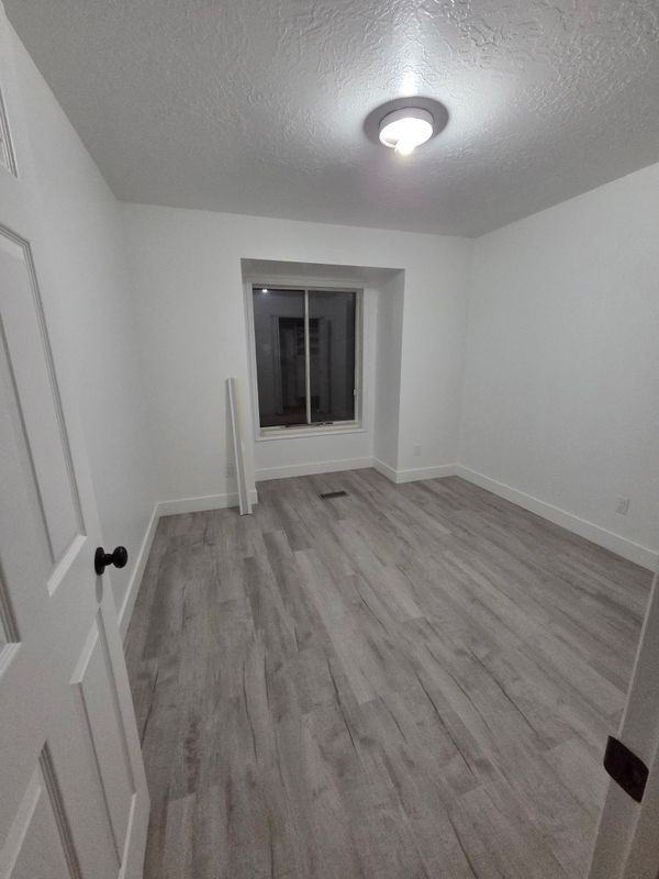 1821 N 280 W - Photo 6 of 24