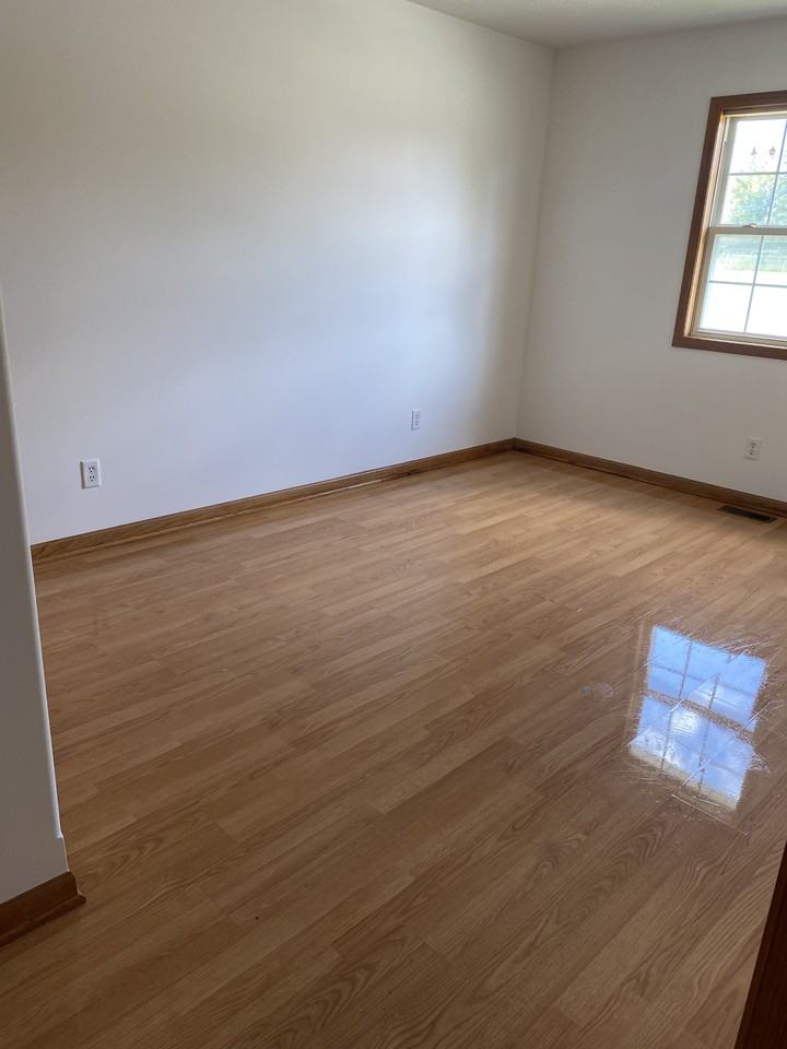 109 Vicki Ct #NA - Photo 3 of 16