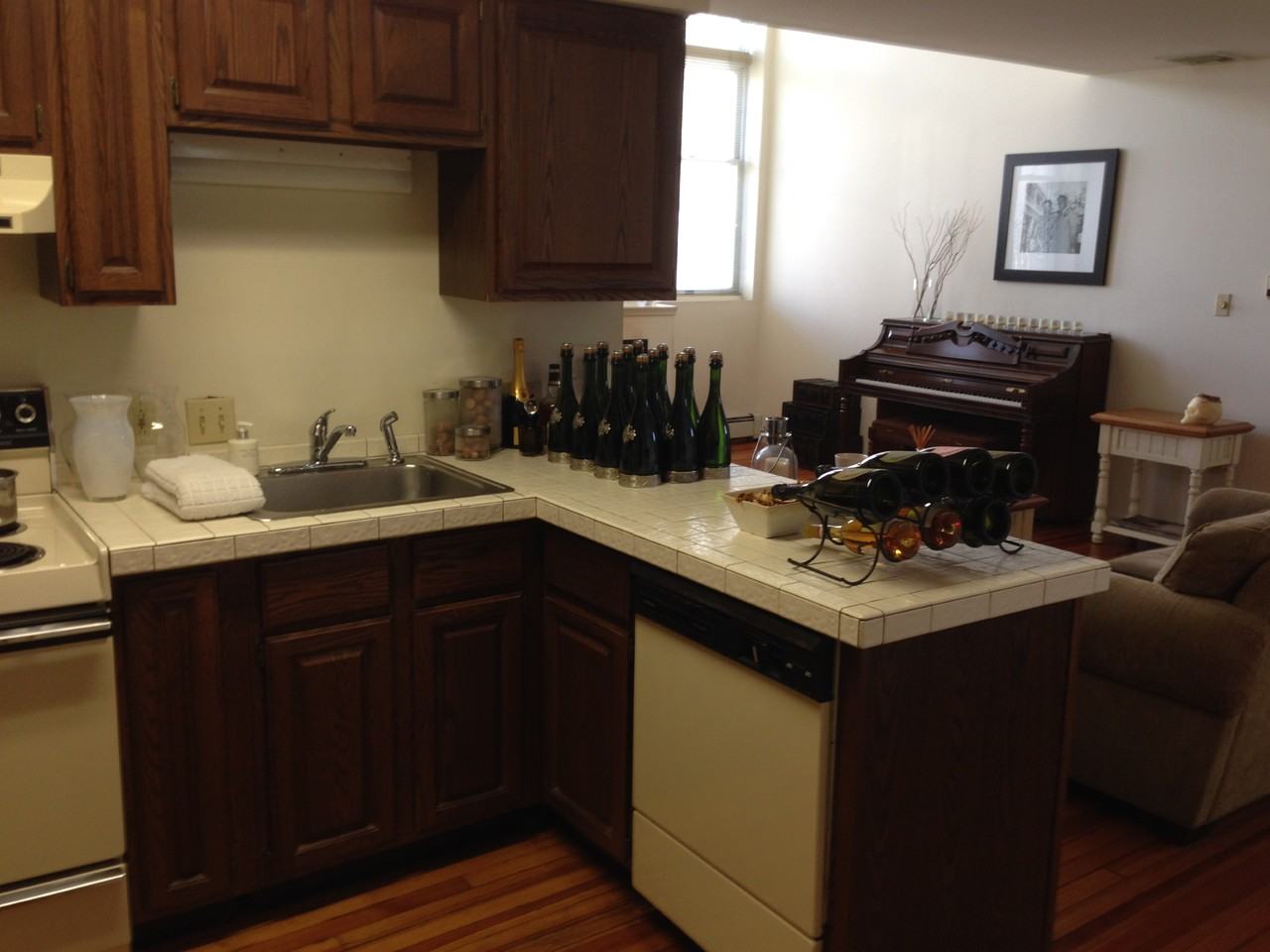 514 Division St #3 - Photo 4 of 8