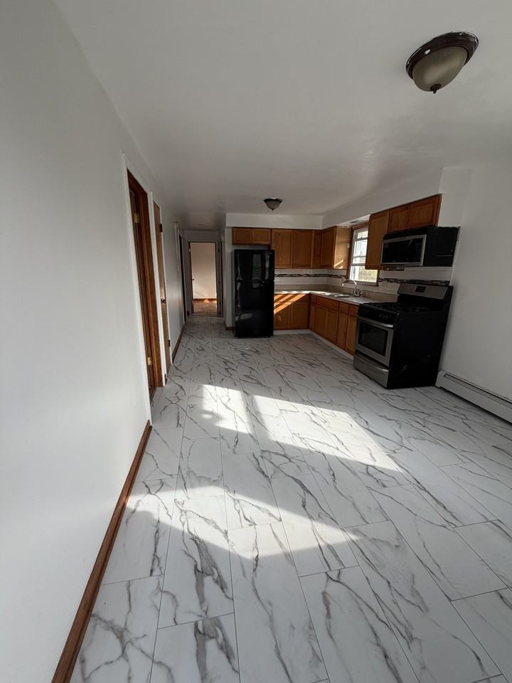 32 E 137th St #1 - Photo 2 of 7