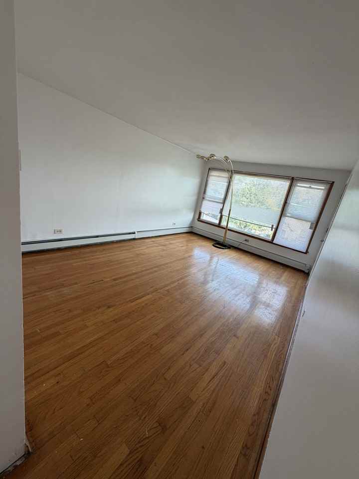 32 E 137th St #1 - Photo 5 of 7