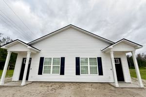 featured image of 501 S Oak St #501