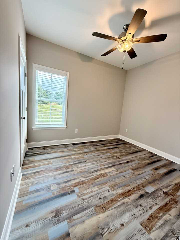 501 S Oak St #501 - Photo 5 of 6