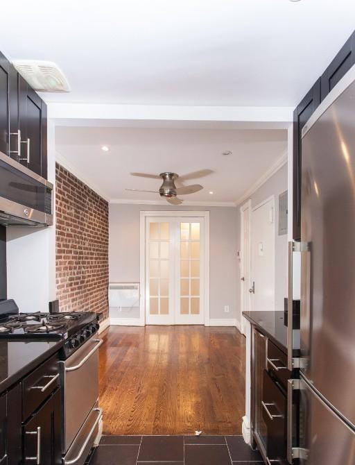 W 53rd St #3C - Photo 4 of 6