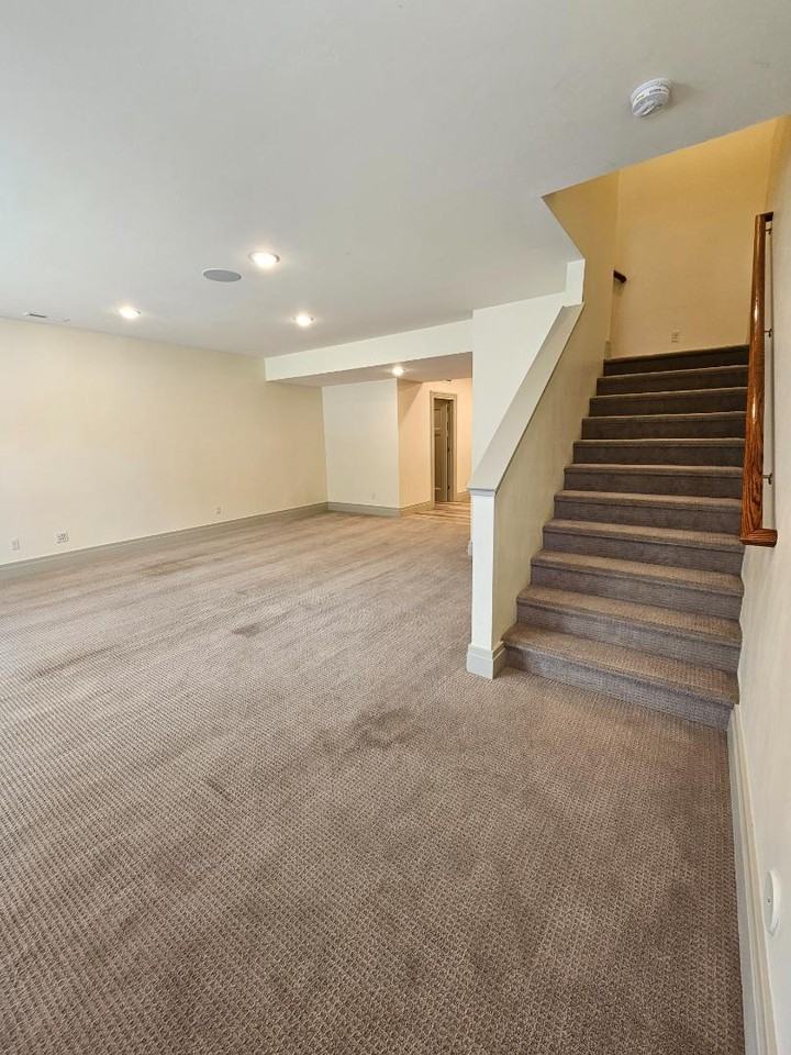 876 S Lincoln Ave - Photo 6 of 20