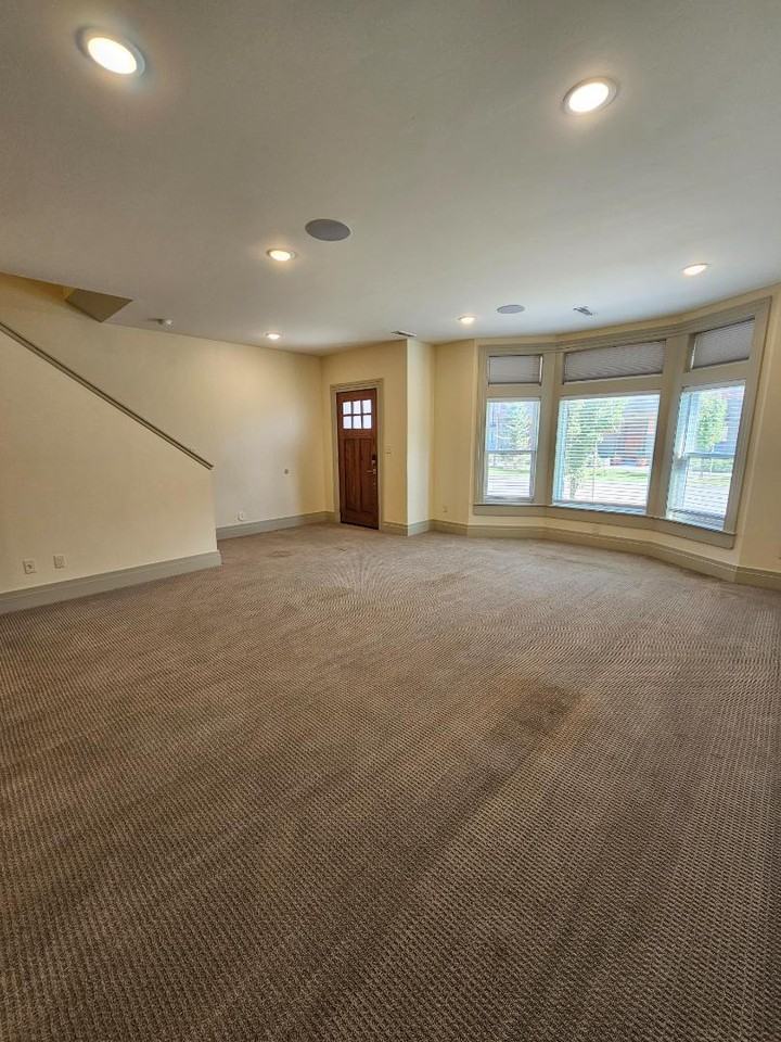 876 S Lincoln Ave - Photo 7 of 20