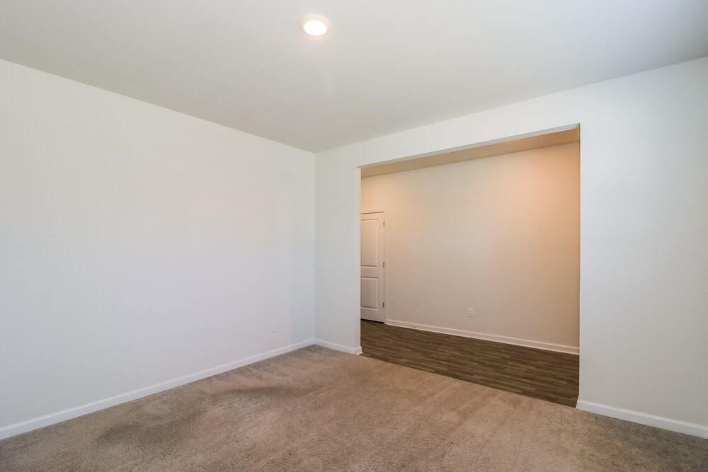 299 Hamilton Pointe Dr - Photo 6 of 17