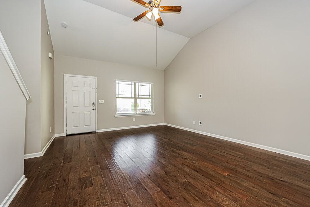 1705 Porchrest Way - Photo 4 of 17