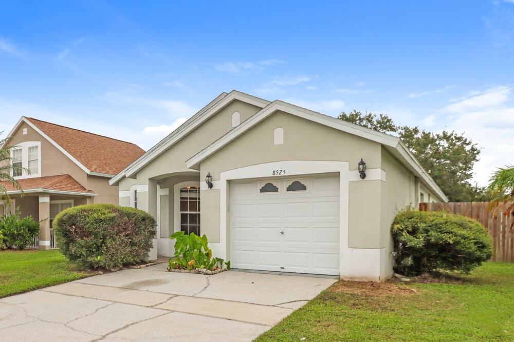 8525 Hawbuck Street - Photo 3 of 16