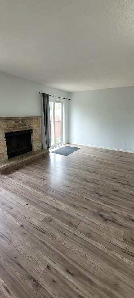 149 Dalhousie Dr #1 - Photo 2 of 9