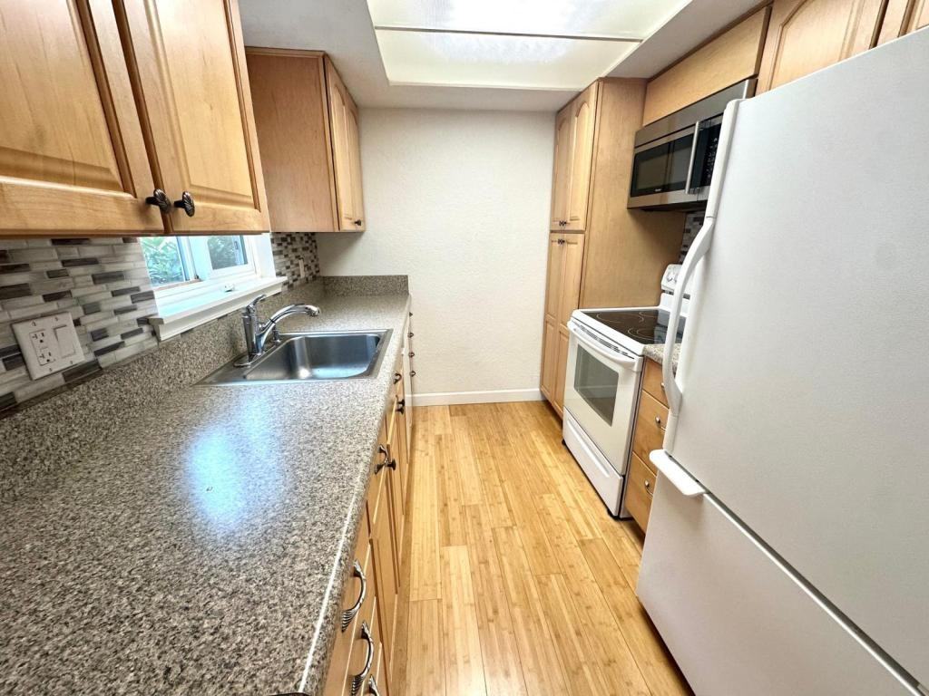 6113 204th St Sw - Photo 2 of 12