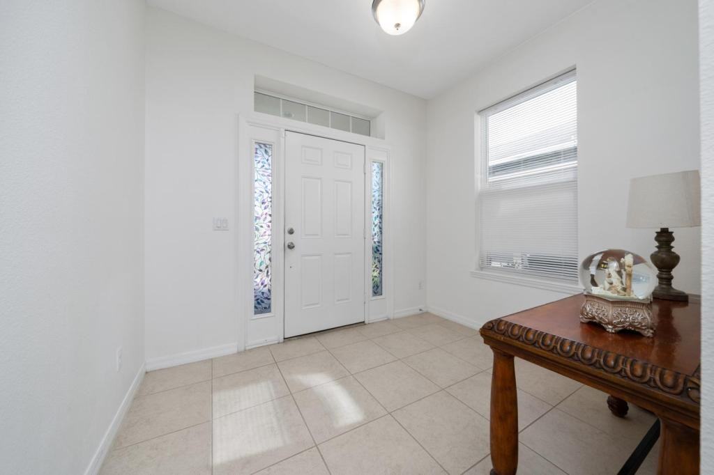 2790 Monticello Way - Photo 3 of 28