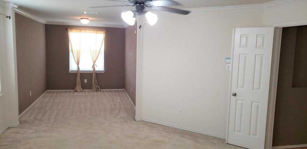 7657 Scarlet View Trl - Photo 4 of 24