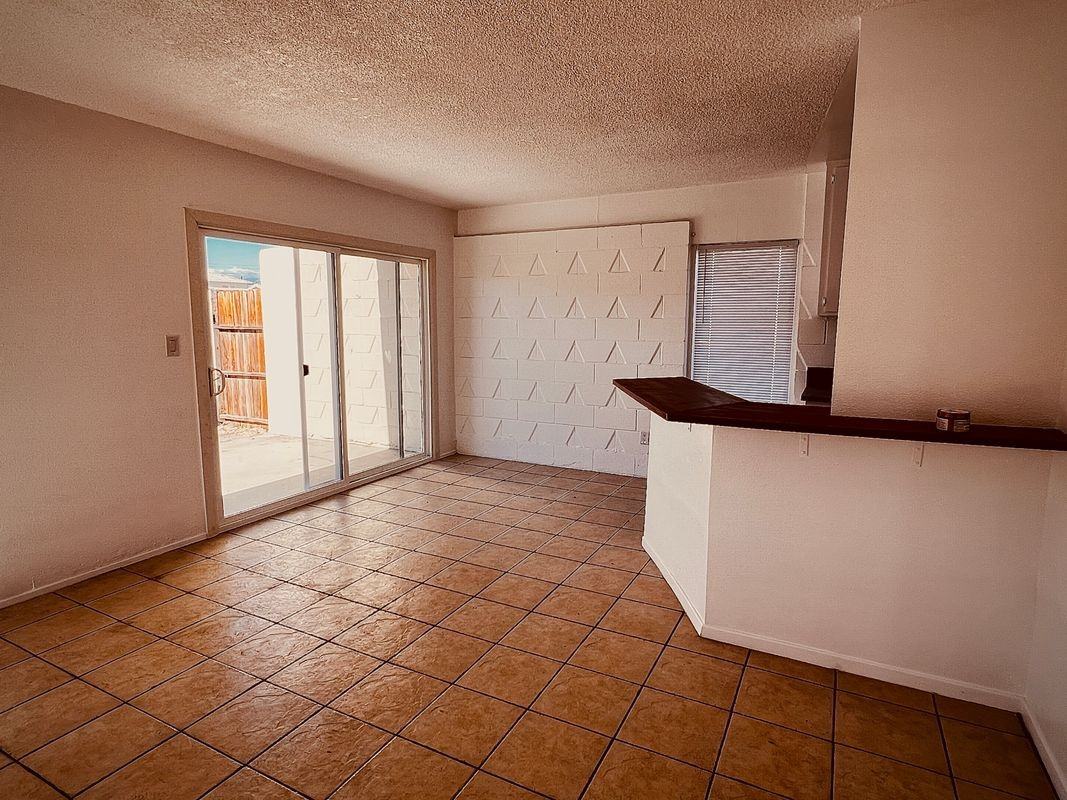 68085 Hermosillo Rd ##B - Photo 2 of 4